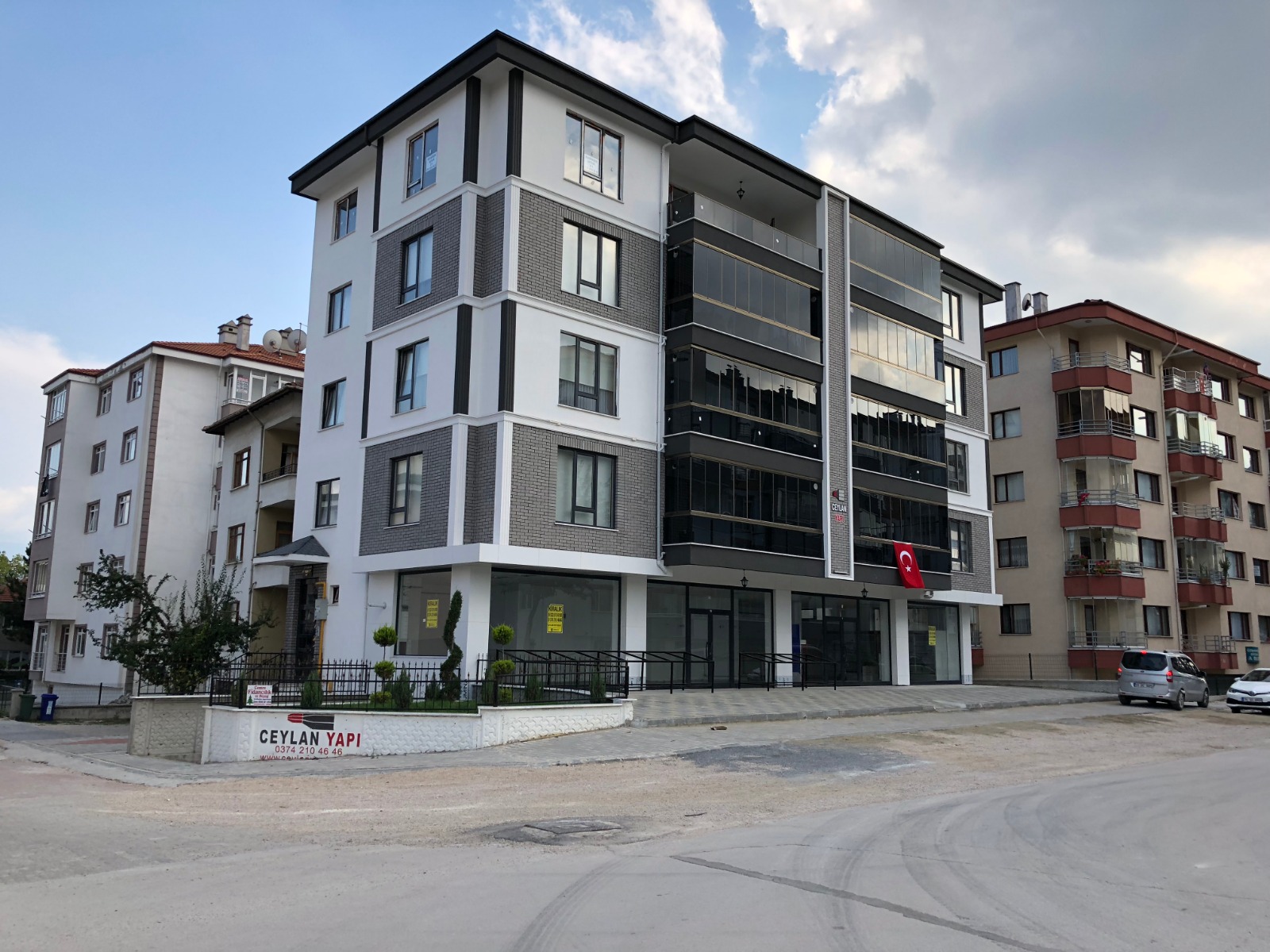 BORAZANLAR MAHALLESİ